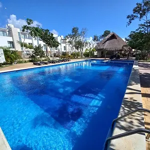 casa-playa-del-carmen-c-xcaret-3hab-6pax.quintano-roohotels.com/